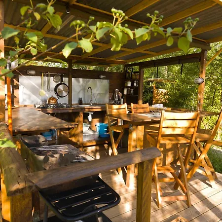Le Camp * Varen