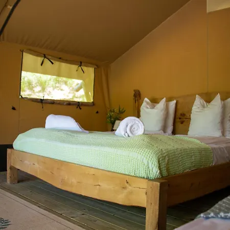 Le Camp Luxury tent Varen