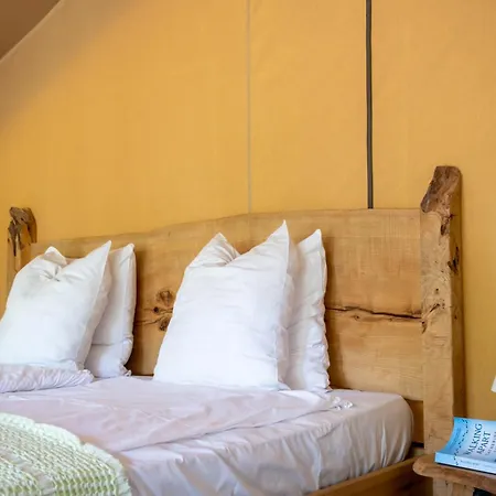 Luxury tent Le Camp *